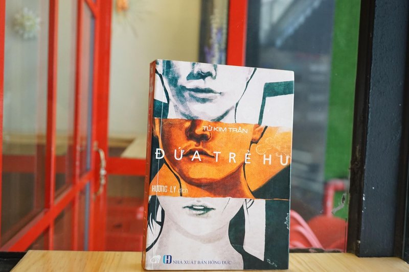 review-dua-tre-hu-kham-pha-chieu-sau-tam-ly-logic-gay-soc-tu-tu-kim-tran-truyenfullcv-com-22-1