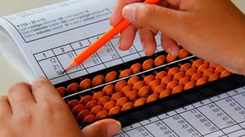 toan-soroban-kham-pha-bi-mat-phat-trien-tri-tue-cho-tre-tu-phuong-phap-co-xua-truyenfullcv-com-23-1
